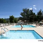 Üdülőpark Vvf Villages « Les Legendes Du Gevaudan » 3*