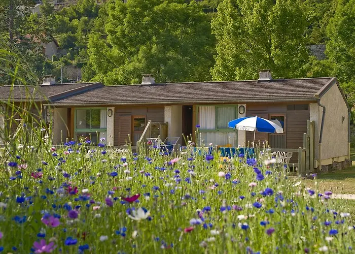 Vvf Villages « Les Legendes Du Gevaudan » Üdülőpark 3*